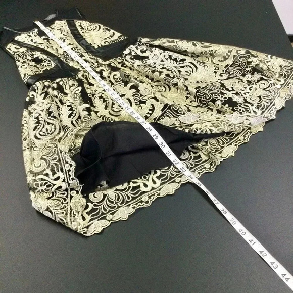 ASTR Womens Black Gold Lace Mesh Sleeveless Embroidered Mini Dress Large - Picture 8 of 12